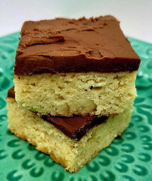 Keto Vanilla Chocolate Buttercream Cake, Sugar Free, Low Carb, Gluten Free, Diabetic